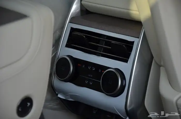 رنج روفر 2025 16