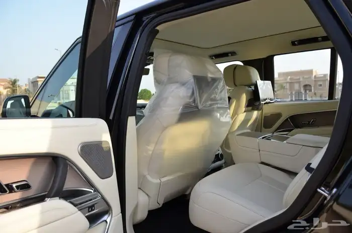 رنج روفر 2025 7