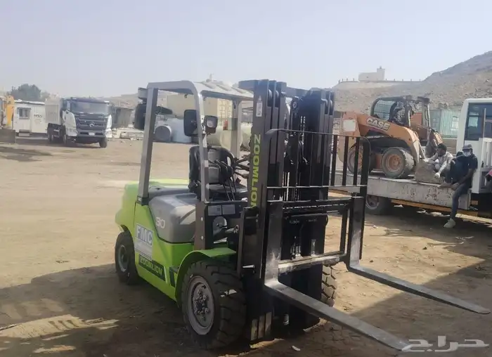 رافعة شوكية سكين فور يفت للايجار 0