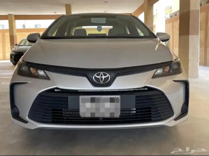 البيع كرولا مخزن بحالة الوكالة أربع سلندر 0