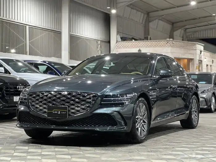 جنسس G80 برستيج موديل 2025 عداد 9 الاف شبه جديد 2