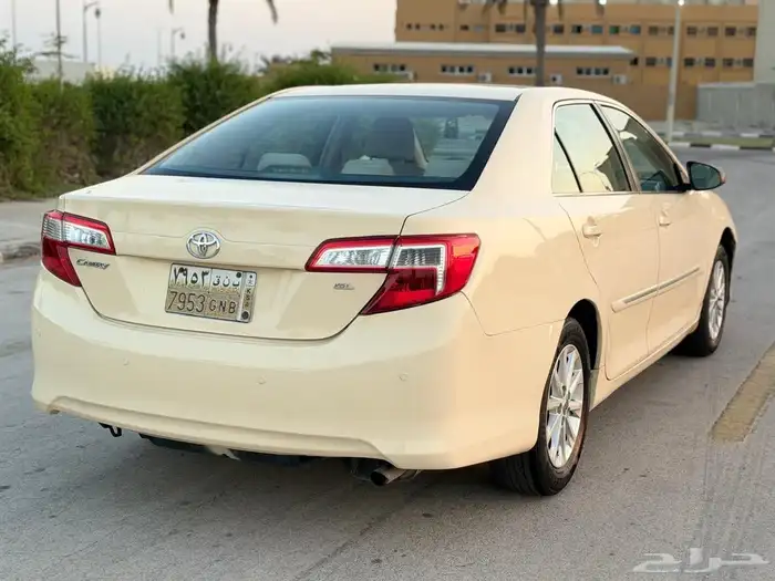 تويوتا كامري 2012Toyota Camry 4