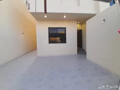 للبيع روف ارضي بمدخل سيارة تشطيبات فاخره بسعر 620الف index