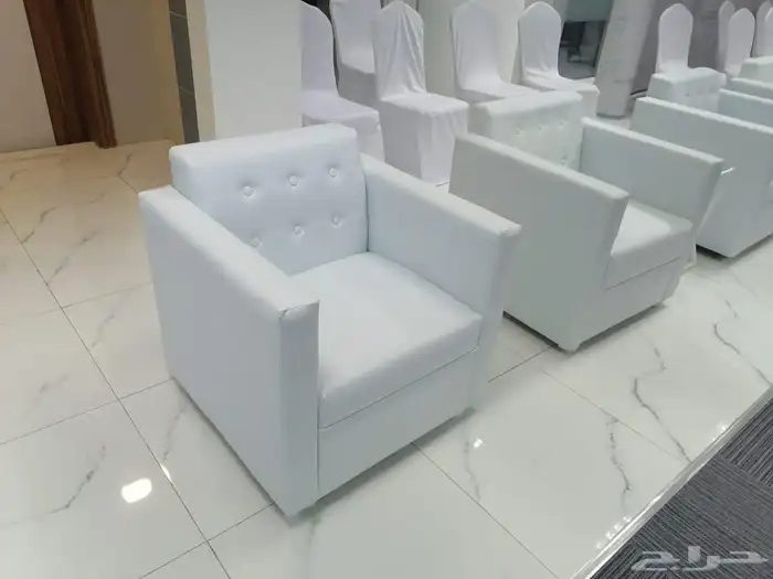 تاجير كنب مفرد وثلاثي تاجير طاولات كوكتيل تاجير كراسي سفرة 5