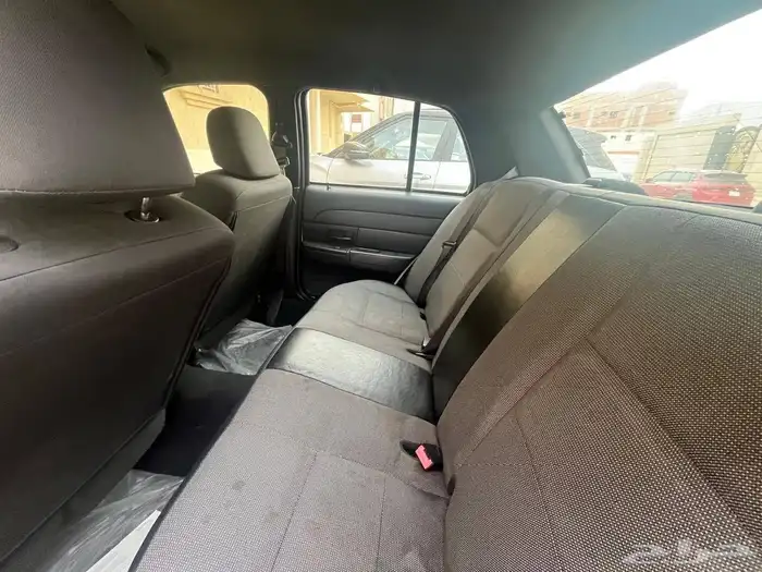 للبيع فورد بوليسي 2007 ماشي 115 الف كلم فقط 6