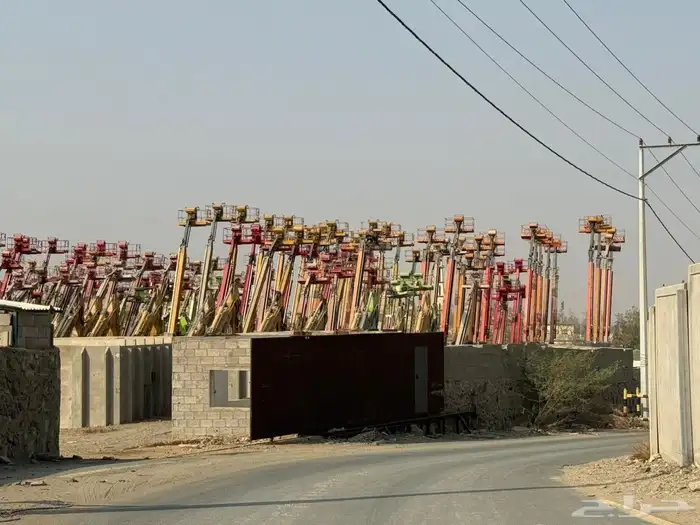 سيزر لفت ومان لفت ورافعات شوكيه وكرينات 4