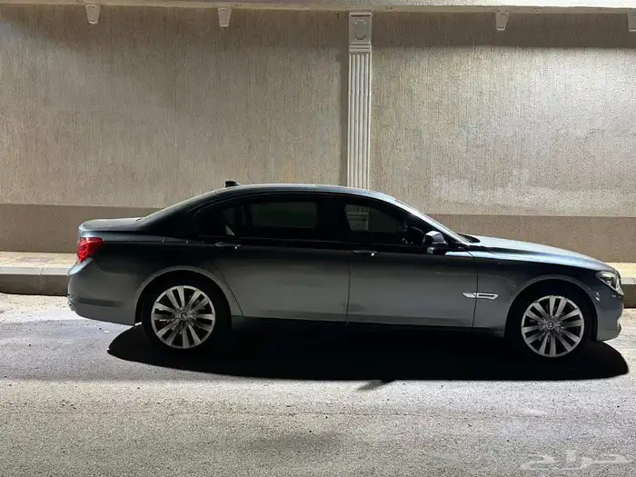 بي أم دبليو موديل 2009 ماشي 288000 3