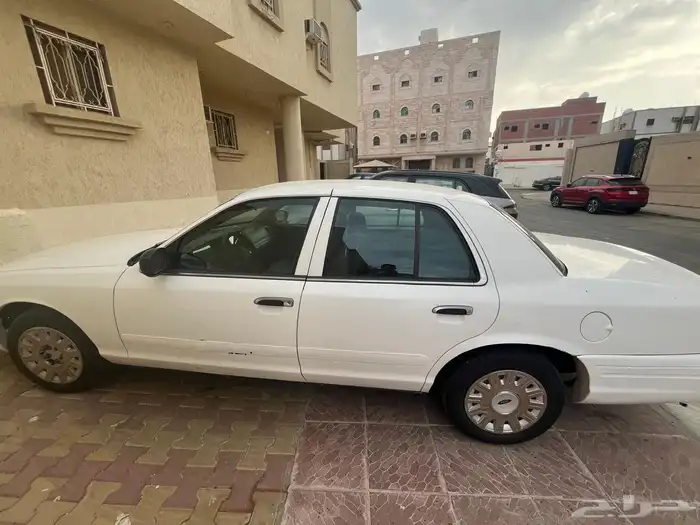 للبيع فورد بوليسي 2007 ماشي 115 الف كلم فقط 2