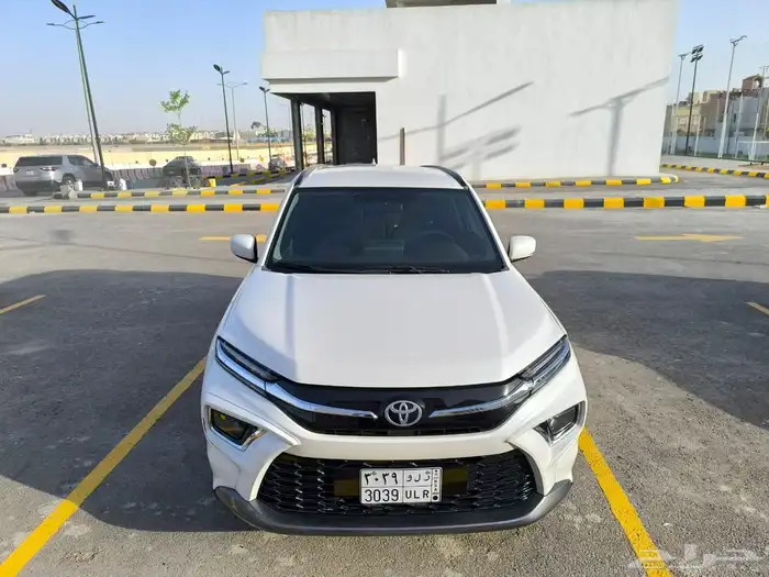 تويوتا اوربان كراوزر للتنازل 0