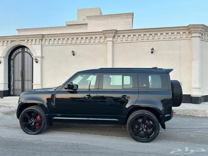 ديفندر 2022 X ناغي نظيف وبحاله ممتازه 2