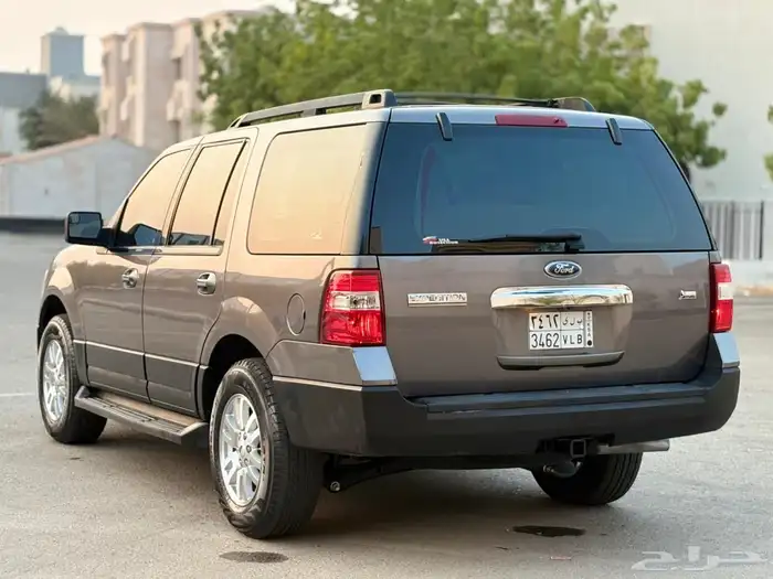 اكسبديشن 2012 نظيف جدا ماشي 130 فقط 12