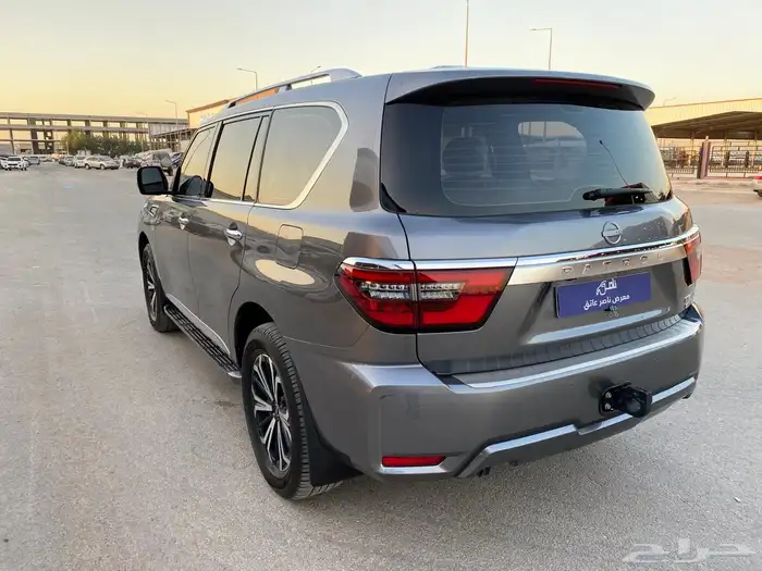 نيسان باترول تيتانيوم 2023 V8 5