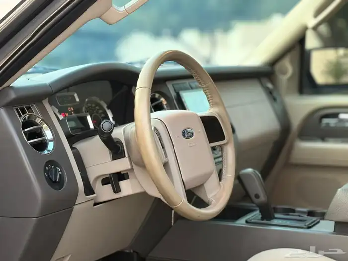 اكسبديشن 2012 نظيف جدا ماشي 130 فقط 18