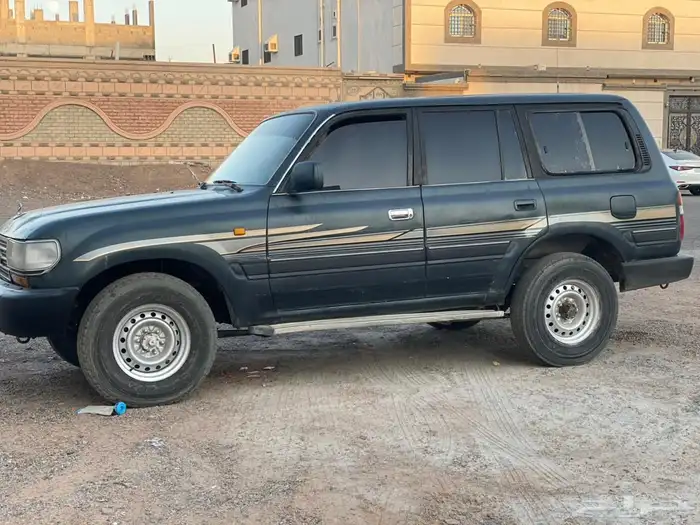 جيب لاندكلوزر صالون 4