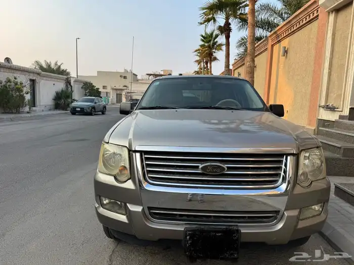 فورد نظيف2008 القير والمكينة سليمة 1