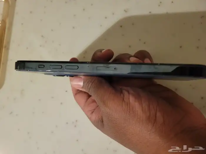 iPhone 12 Pro Max   Samsung s21 العادي 16