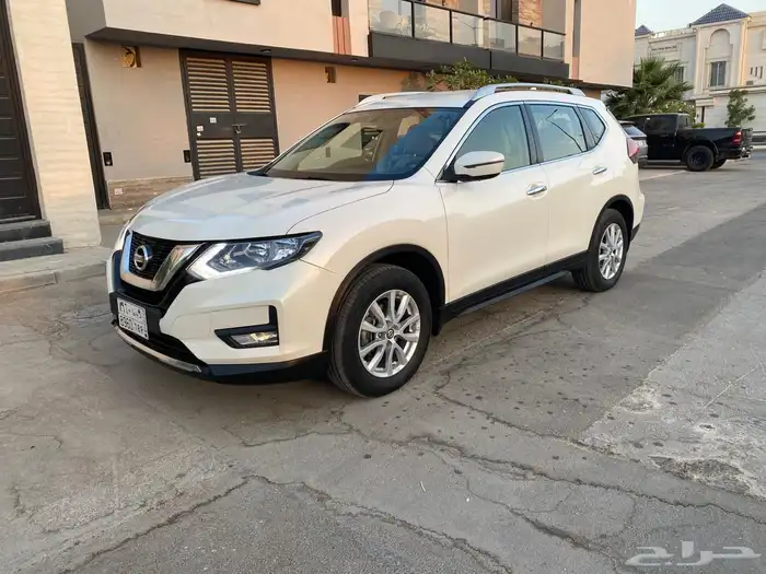 اكس تريل 2022 2