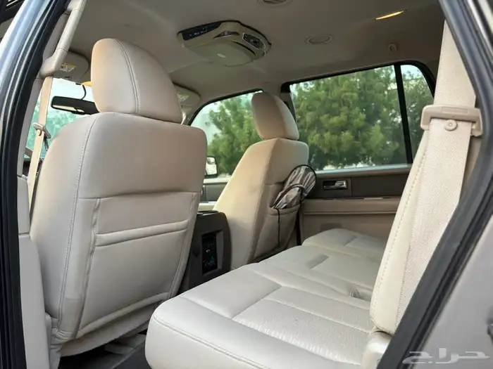 اكسبديشن 2012 نظيف جدا ماشي 130 فقط 22