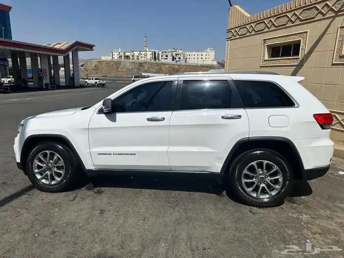 جيب شيروكي ليمتد 2014 0