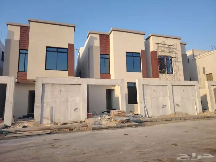 للبيع فلل مودرن في حي الصواري تشطيب فخم 1