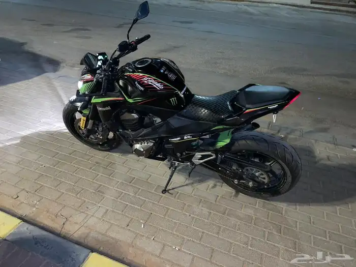 دباب كواساكي 2015 Z800 3
