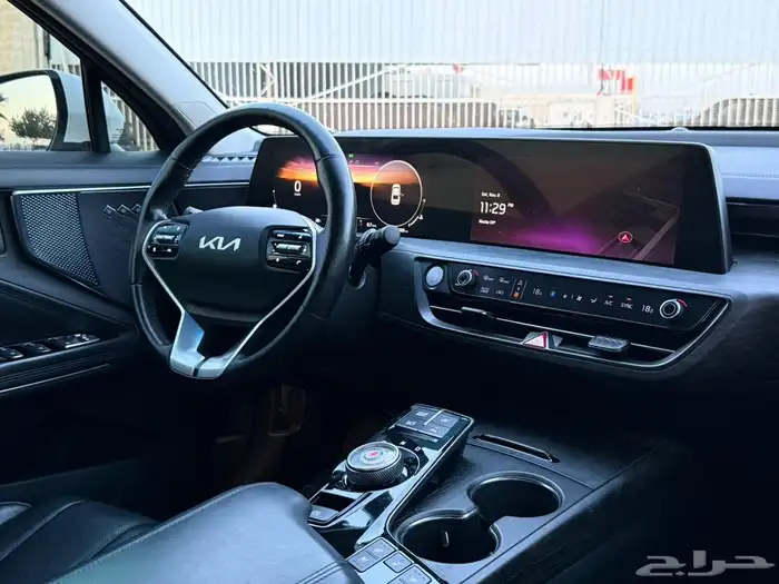 كيا K8 2022 بنزين 23