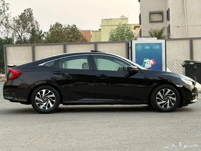 هوندا سيفك نظيفه للبيع 2