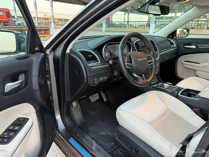 كرايزلر - C300-2022 - سعودي - قمة النظافة 2