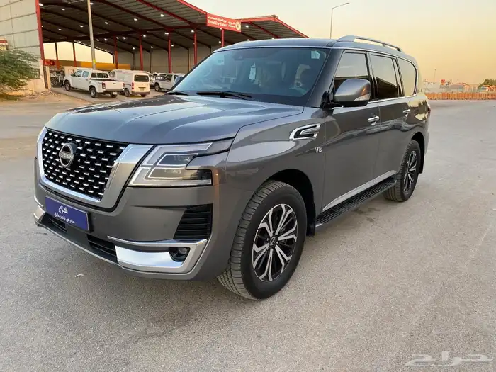 نيسان باترول تيتانيوم 2023 V8 3