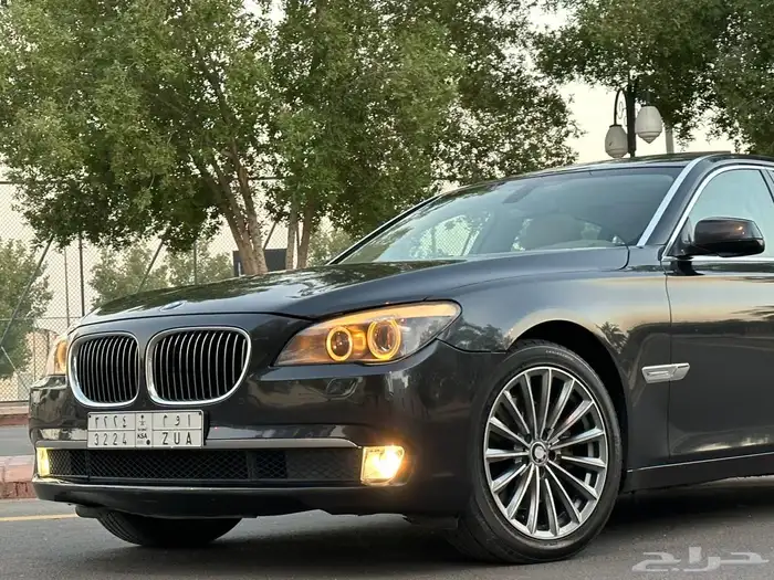 بي ام دبليوiL730 4