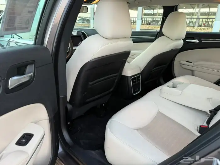 كرايزلر - C300-2022 - سعودي - قمة النظافة 10