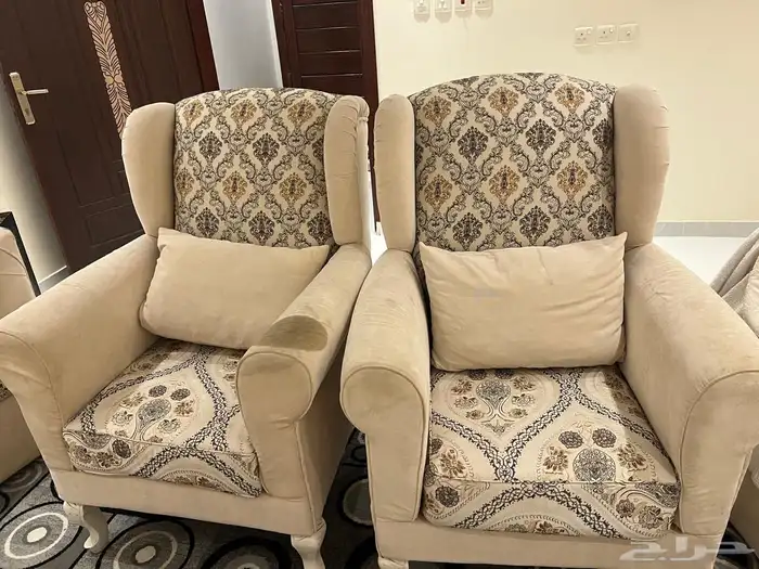 زوليه اغراض متفرقة شفاط مطبخ كهربائي.. كنب 1