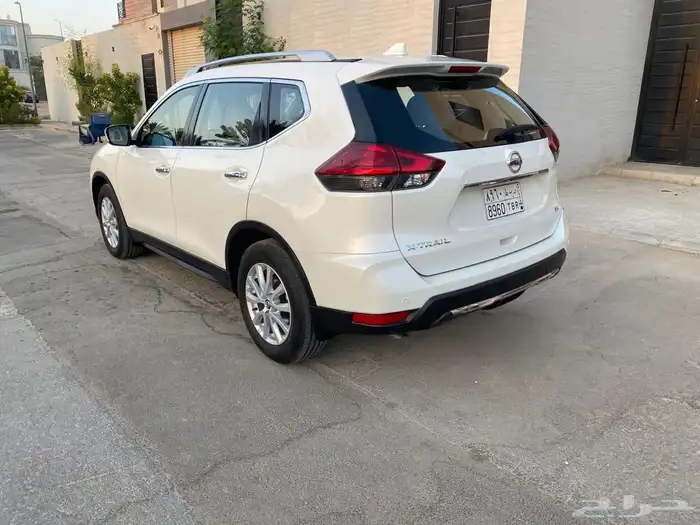 اكس تريل 2022 4