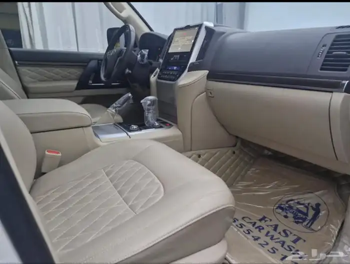 لاندكروزر 2019 18