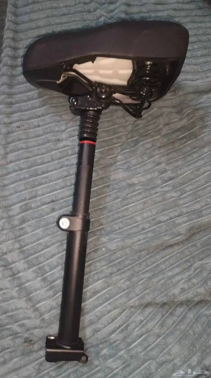 كرسي سكوتر فيه مساعدات ماتحس من المطب اصلي جديد 0