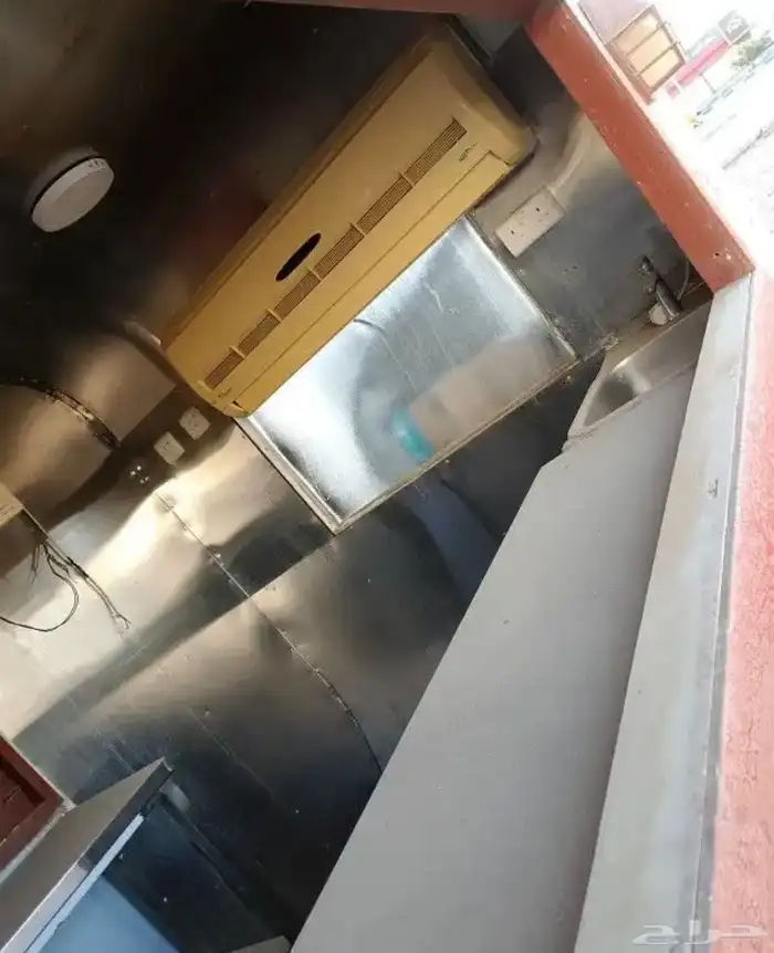 فوود ترك مجهز بالكامل و جاهز للاستخدام 10