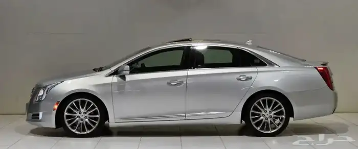 كاديلاك XT5 فل كامل 3