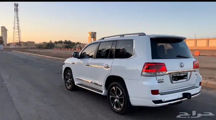 لاندكروزر مرهم 2021 تورنق فل كامل 14