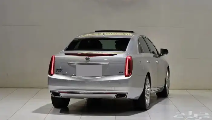 كاديلاك XT5 فل كامل 6