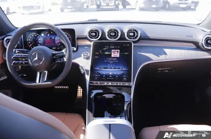 CLE 300 - 2026 Mercedes-Benz 23
