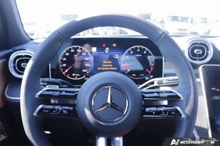 CLE 300 - 2026 Mercedes-Benz 11