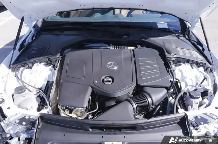 CLE 300 - 2026 Mercedes-Benz 10