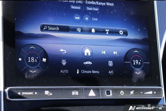 CLE 300 - 2026 Mercedes-Benz 17