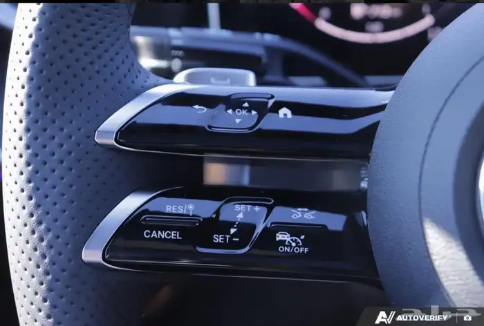 CLE 300 - 2026 Mercedes-Benz 19