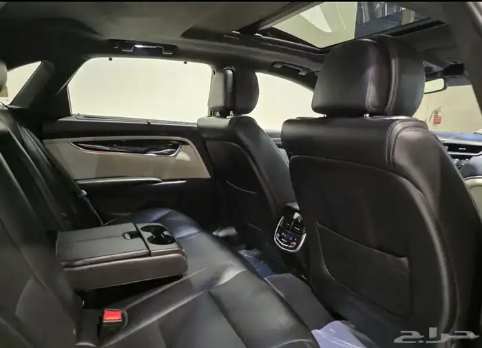 كاديلاك XT5 فل كامل 20