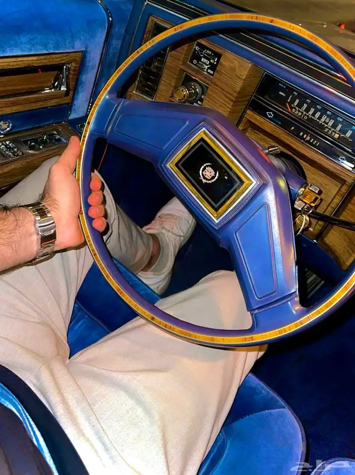 كاديلاك 1984 ( بحالة المصنع وكالة ) 0