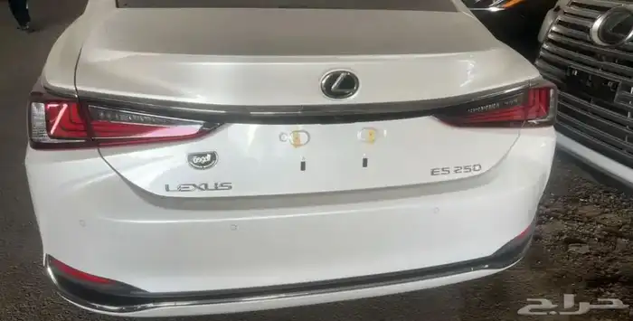 لكزس ES 250 AA 2025 1