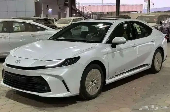 تويوتا كامري LE بنزين وهايبرد 2025 سعودي باقل سعر عرض اليوم 0