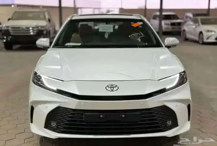 تويوتا كامري LE بنزين وهايبرد 2025 سعودي باقل سعر عرض اليوم 2