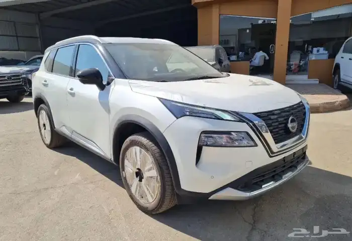 نيسان إكستريل SL فل كامل موديل 2025 4